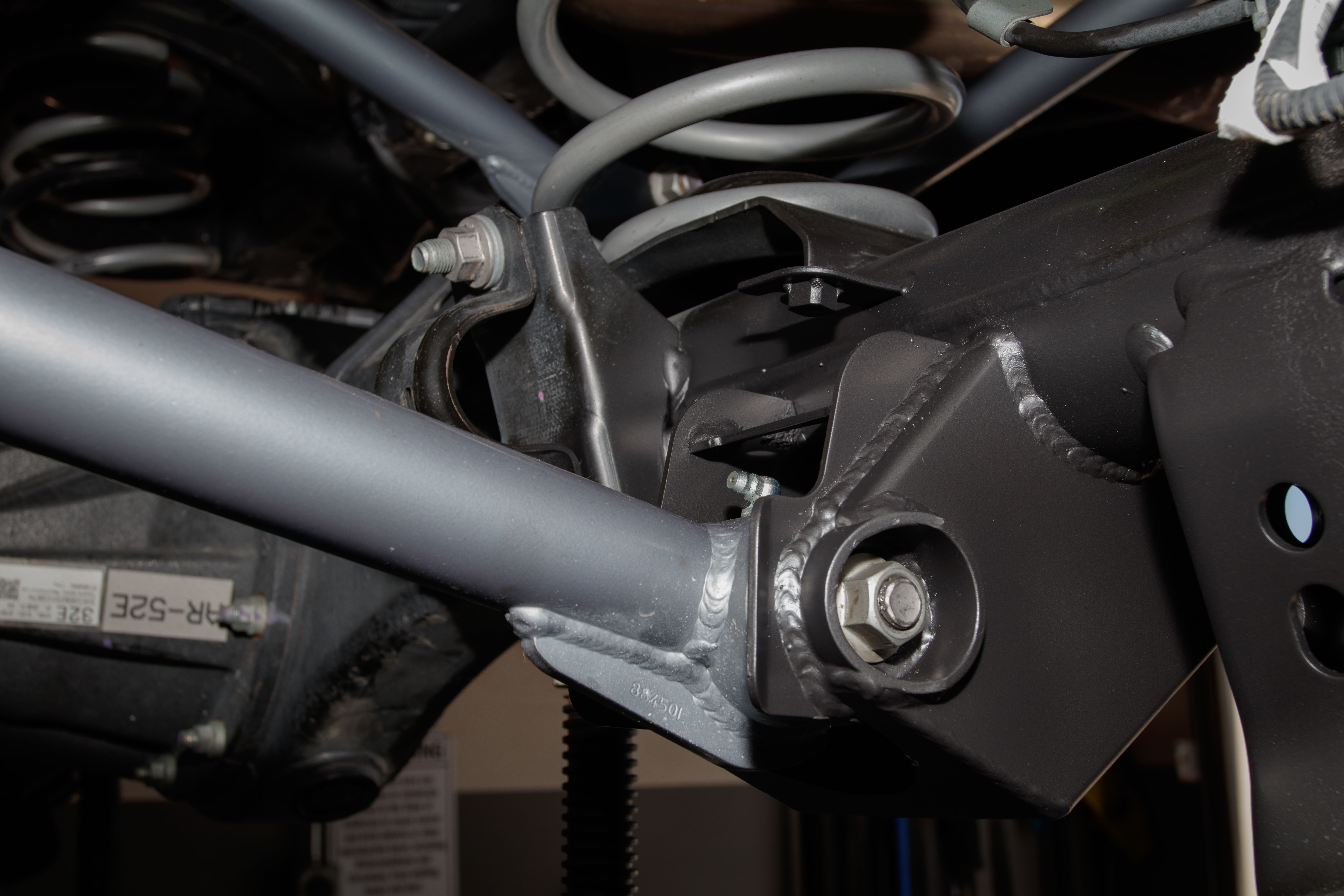 2024-Toyota-Tacoma-Reinforced-Lower-Link-Mount-Weld-On-TOTAL CHAOS